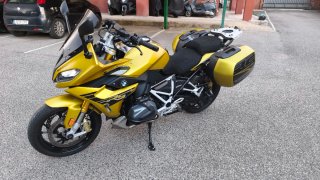 BMW R 1250 RS Amarilla y Negra