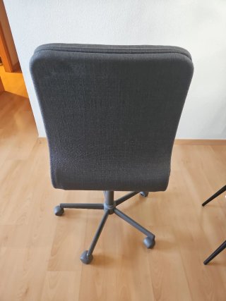 Silla de escritorio ergonómica gris