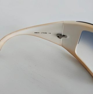 Gafas de sol Chanel vintage con pedrería