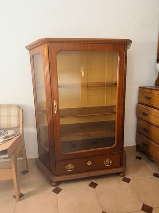 Vitrina antigua madera y cristal