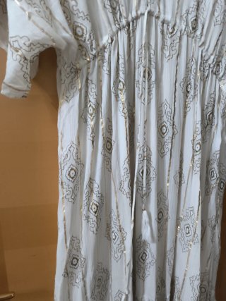 Vestito lungo bianco e oro
