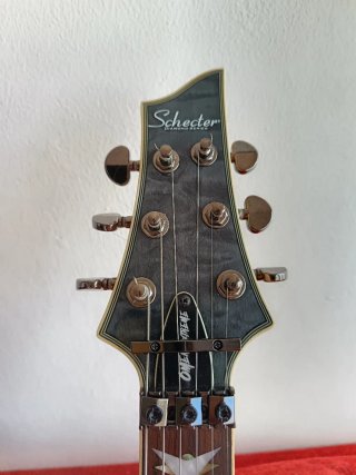 Schecter Omen Extreme-6 FR See-thru Black