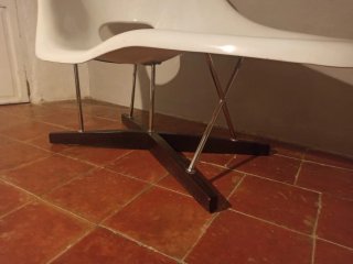 Chaise longue Charles & Ray