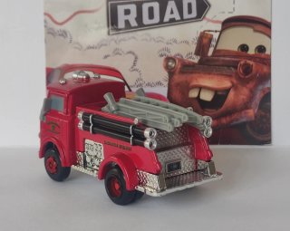 "ROJO", CAMIÓN DE BOMBEROS