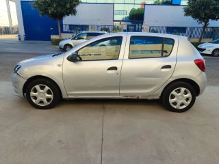 Dacia Sandero 2014