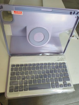 Funda iPad con Teclado Lila