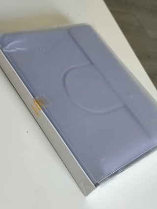 Funda iPad con Teclado Lila