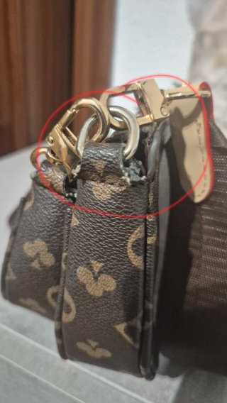 Bolso bandolera multi-compartimentos