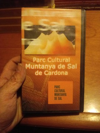VHS Muntanya de Sal Cardona (Catalán)