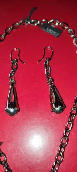 Set Collana e Orecchini Mooby