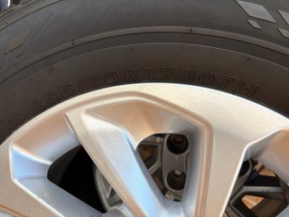 4 Llantas + Neumáticos SsangYong 235/70 R17 Kumho