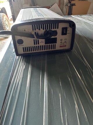 Convertidor WAECO MSI 1812T 12V a 220V