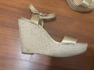 Michael Kors Sandalias Doradas Talla X