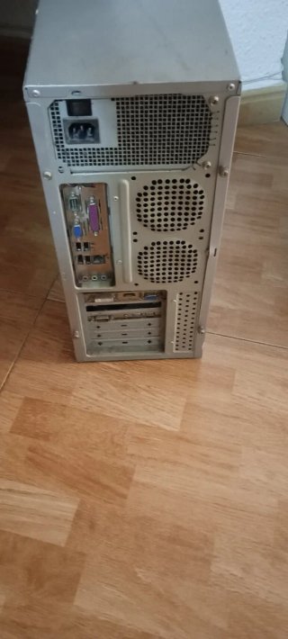 Torre PC Planet Case Plata