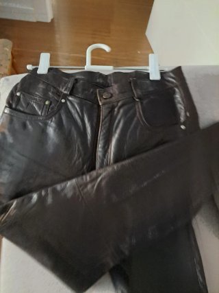 Pantalón Piel Marrón Estilo Vaquero
