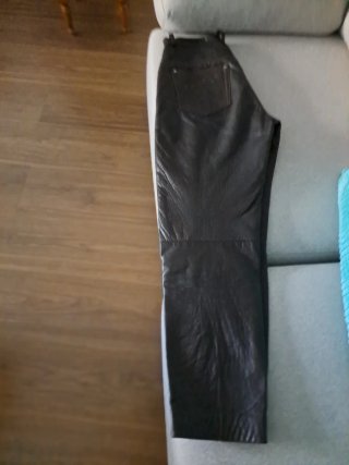 Pantalón Piel Marrón Estilo Vaquero