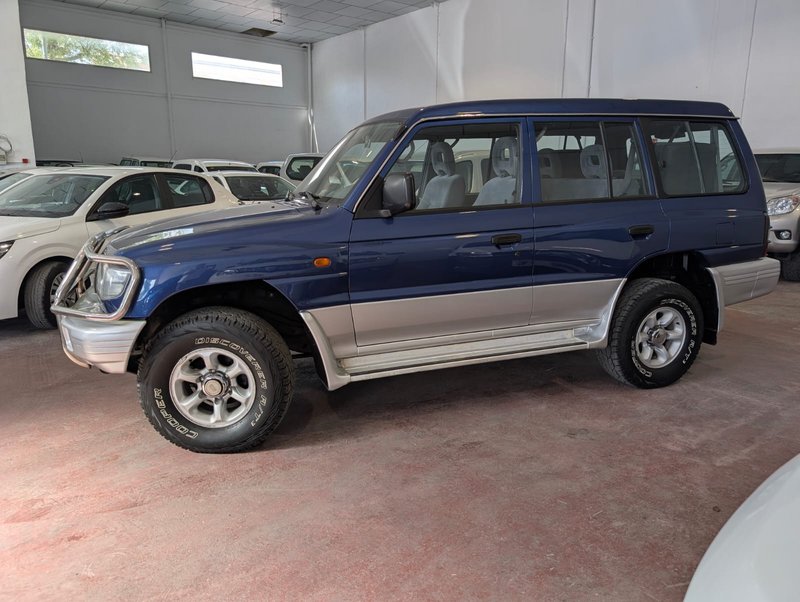 Mitsubishi Montero Largo 2.5 Tdi GLX 2000, foto 2