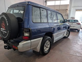 Mitsubishi Montero 2000