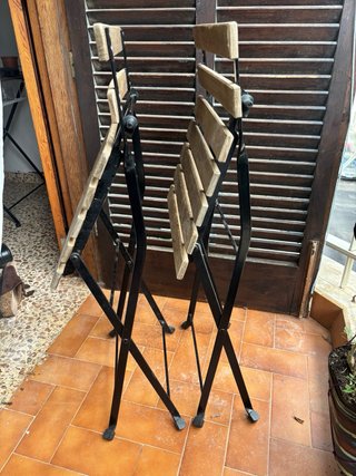 Mesa y sillas plegables balcón