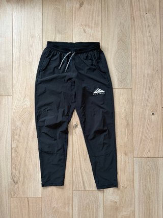 Pantalones Nike Trail Talla S