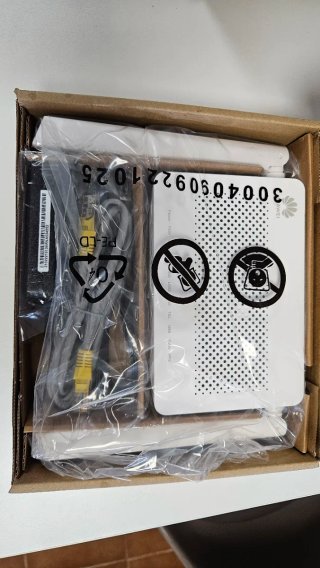 Router Huawei EchoLife EG8145V5