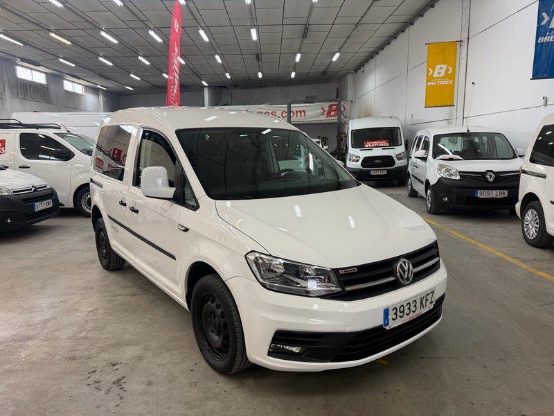 Volkswagen Caddy 2017, foto 2