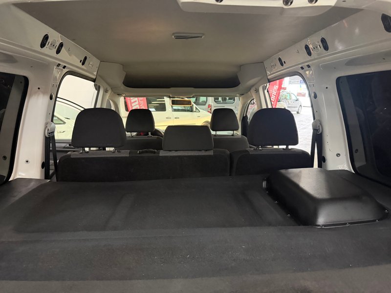 Volkswagen Caddy 2017, foto 13