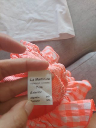 Conjunto bebé La Martina blanco y naranja fluor