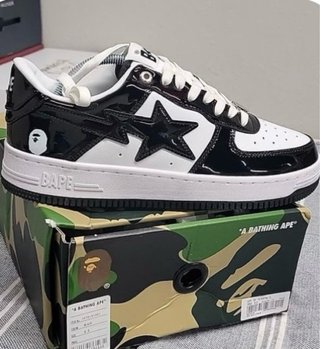 Zapatillas BAPESTA BAPE Negras y Blancas