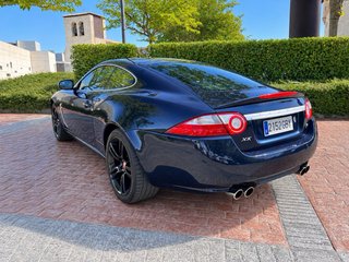 Jaguar XKR X150 Coupé 4.2 V8 Supercharged de 416cv