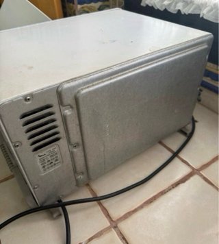 --Horno Moulinex blanco