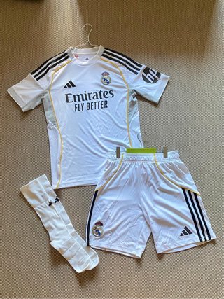 Equipación Real Madrid 25/26 Adidas