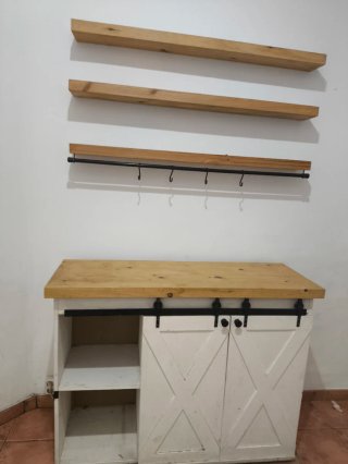 Mueble artesanal café comedor con baldas