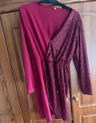 Vestido lentejuelas rojo sin etiqueta