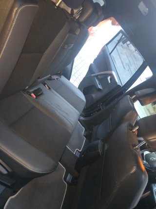 Toyota RAV4 2018 4x4 200H Feel vendo ya