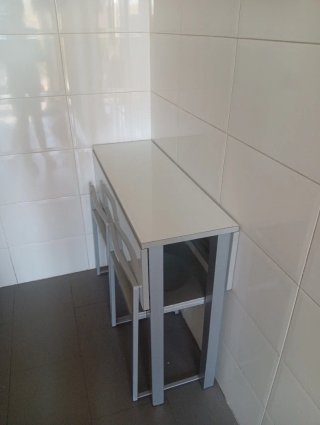 Mesa plegable cristal y metal