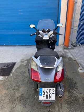 Aprilia Atlantic 125 cc Gris