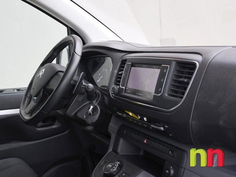 Citroën Jumpy 2021, foto 11
