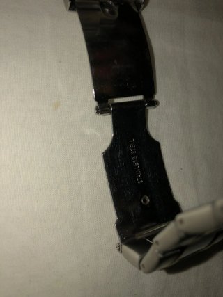 Reloj Guess Dorado y Plateado