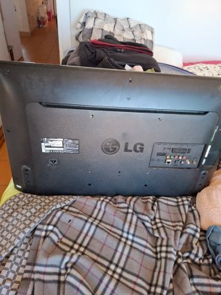 LG 32 TV