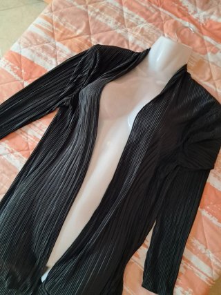 Cardigan donna nero plissettato