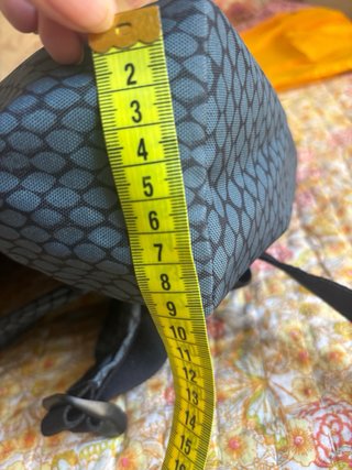 Mochila Eastpak estampada cuero