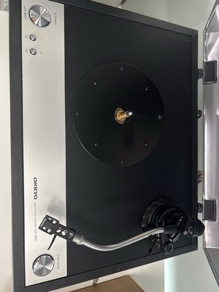 Tocadiscos Onkyo CP-1050