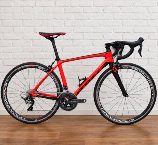 Scott Addict Carbono Ultegra 11 Campagnolo perfil