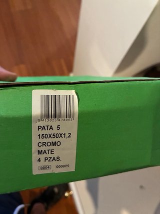 4 Patas para mueble marca AMIG Nuevas.