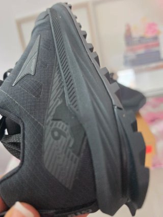 Zapatillas Altra Lone Peak 9 Talla 38 Negras