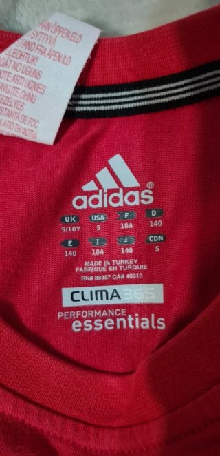 Camiseta Adidas 9 años