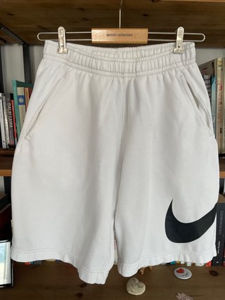 Pantalón corto Nike blanco