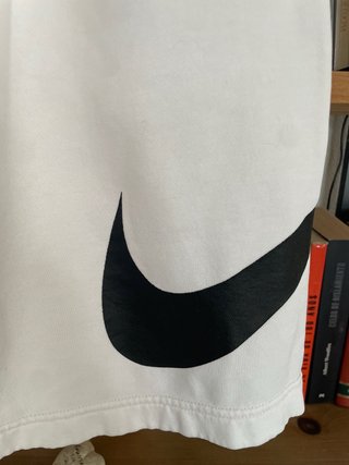 Pantalón corto Nike blanco