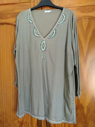 Camisa señora veraniega bordada